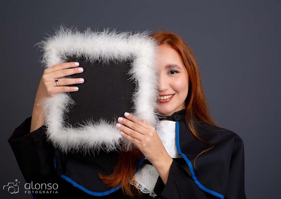 Formanda Design gráfico foto em estúdio