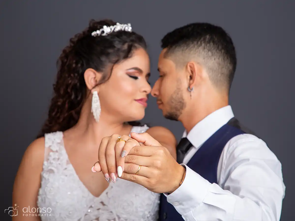ensaio casamento em estúdio em Floripa
